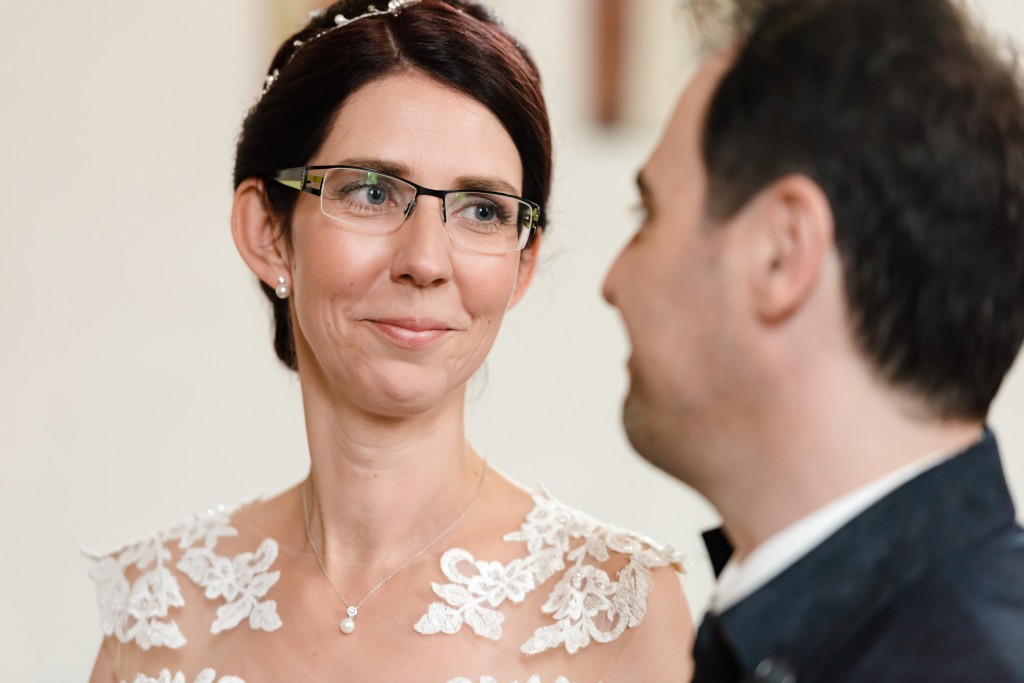 Hochzeit Trauung Lenterode Ahrenberg Bad Sooden Allendorf Hessen Thüringen Eichsfeld Martina Mario Werra Brautpaar Hochzeitsfotofraf
