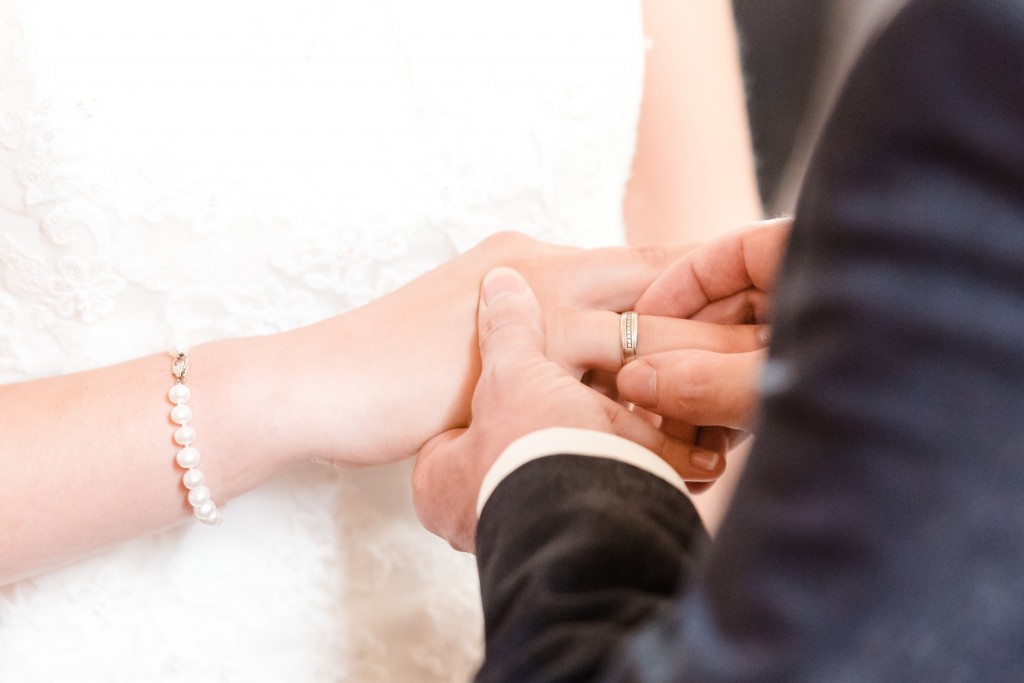Hochzeit Trauung Lenterode Ahrenberg Bad Sooden Allendorf Hessen Thüringen Eichsfeld Martina Mario Werra Brautpaar Hochzeitsfotofraf