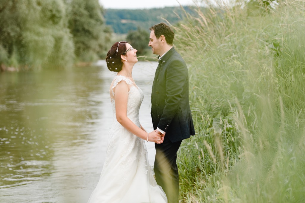 Hochzeit Trauung Lenterode Ahrenberg Bad Sooden Allendorf Hessen Thüringen Eichsfeld Martina Mario Werra Brautpaar Hochzeitsfotofraf