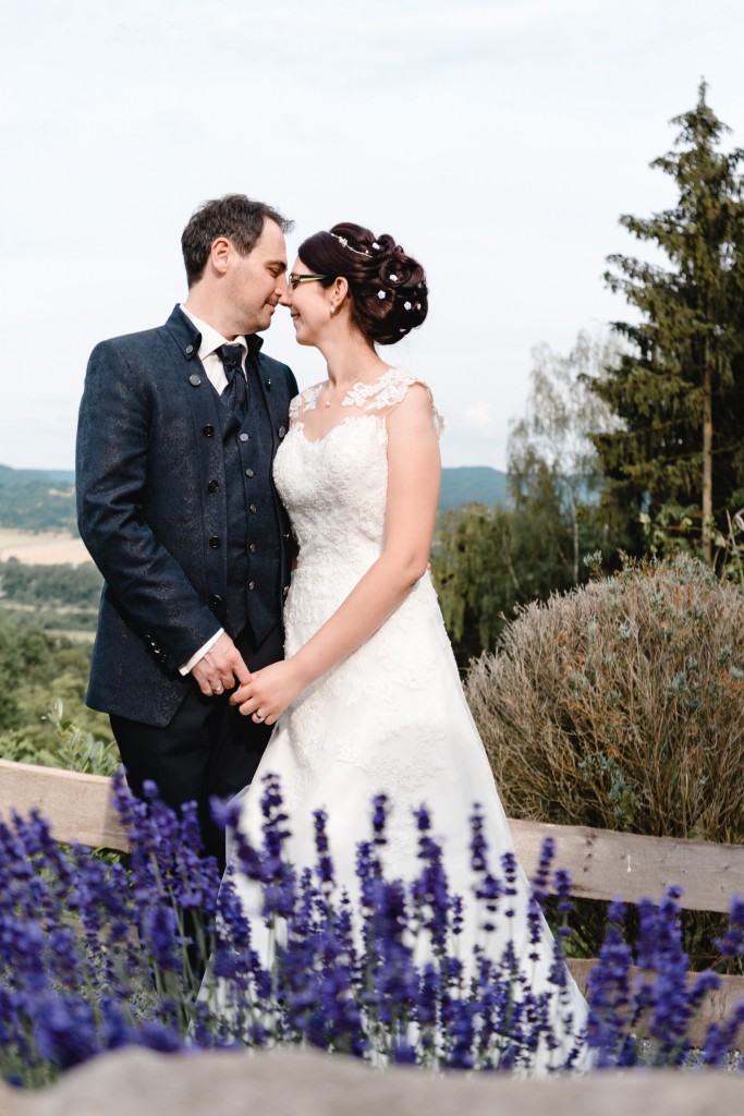Hochzeit Trauung Lenterode Ahrenberg Bad Sooden Allendorf Hessen Thüringen Eichsfeld Martina Mario Werra Brautpaar Hochzeitsfotofraf