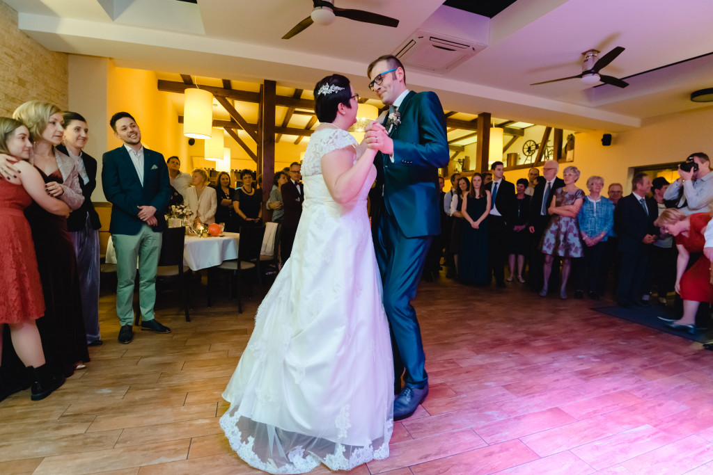 Hochzeit Effelder Eichsfeld Großbartlof Eichsfelder Dom St Alban Trauung Fotograf Lisl Elisabeth Johannes Hochzeitsfotograf