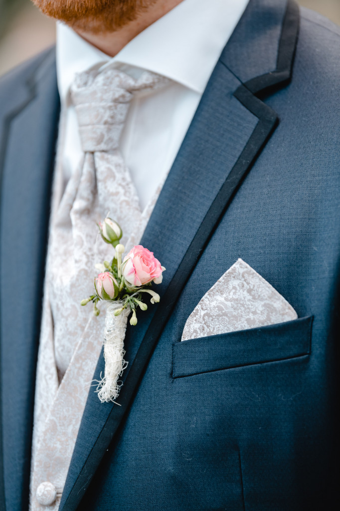 Hochzeit Trauung Mühlhausen Thüringen Bad Langensalza Juliane Christopher Rathaus Villa Italia Schloss Kurpark Hochzeitsfotograf