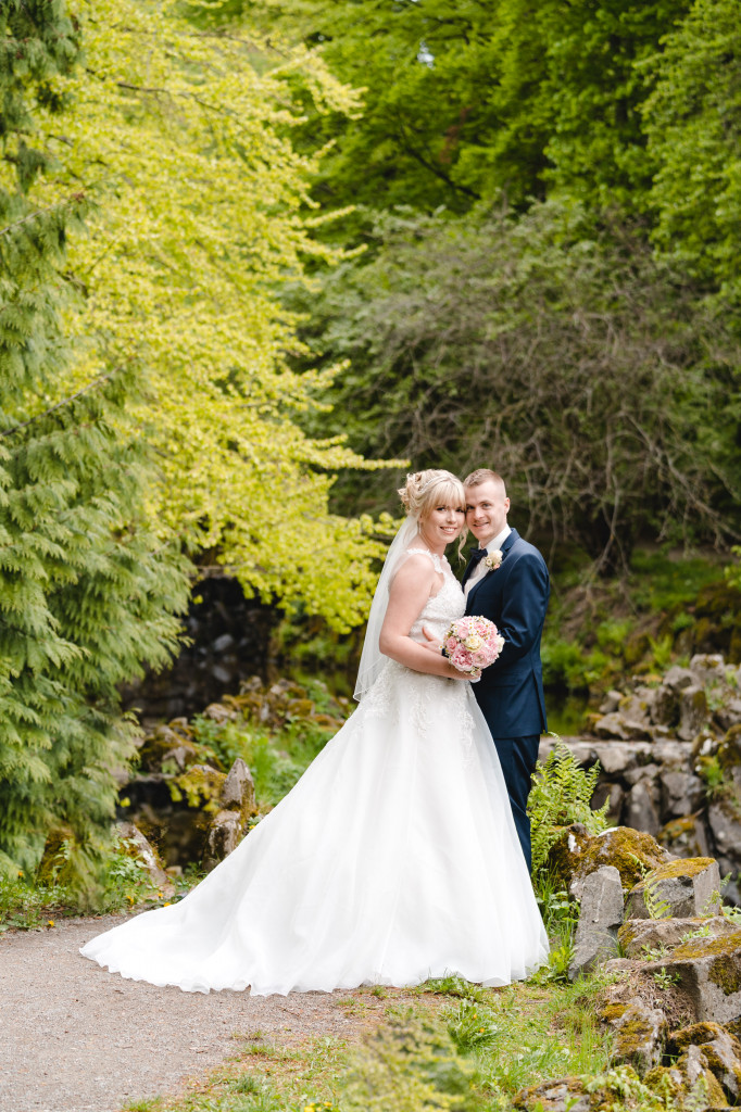 Hochzeit Claudia Florian Kassel Wilhelmshöhe Bergpark Schloss Kapelle Trauung Fotograf Fotoshooting Hochzeitsfotograf