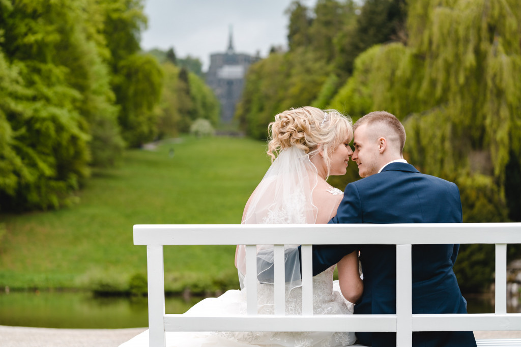 Portfolio Hochzeitsbilder Hochzeit Claudia Florian Kassel Wilhelmshöhe Bergpark Schloss Kapelle Trauung Fotograf Fotoshooting Hochzeitsfotograf