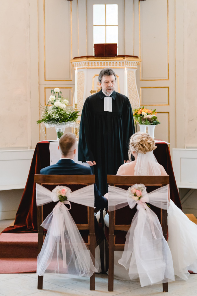 Hochzeit Claudia Florian Kassel Wilhelmshöhe Bergpark Schloss Kapelle Trauung Fotograf Fotoshooting Hochzeitsfotograf