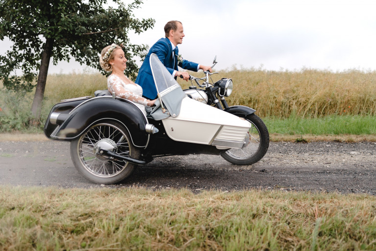 Portfolio Hochzeitsbilder Hochzeit Sarah Matthias Wachstedt Klüschen Hagis Hochzeitsfotograf Eichsfeld Fotoshooting Trauung Anrode Lengefelder Warte