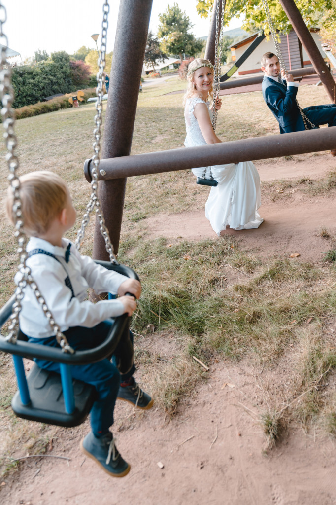Hochzeit Martina Jan Heilbad Heiligenstadt Schönstatt Wald Kinder Eichsfeld Hochzeitsfotograf Fotoshooting Trauung Fotograf