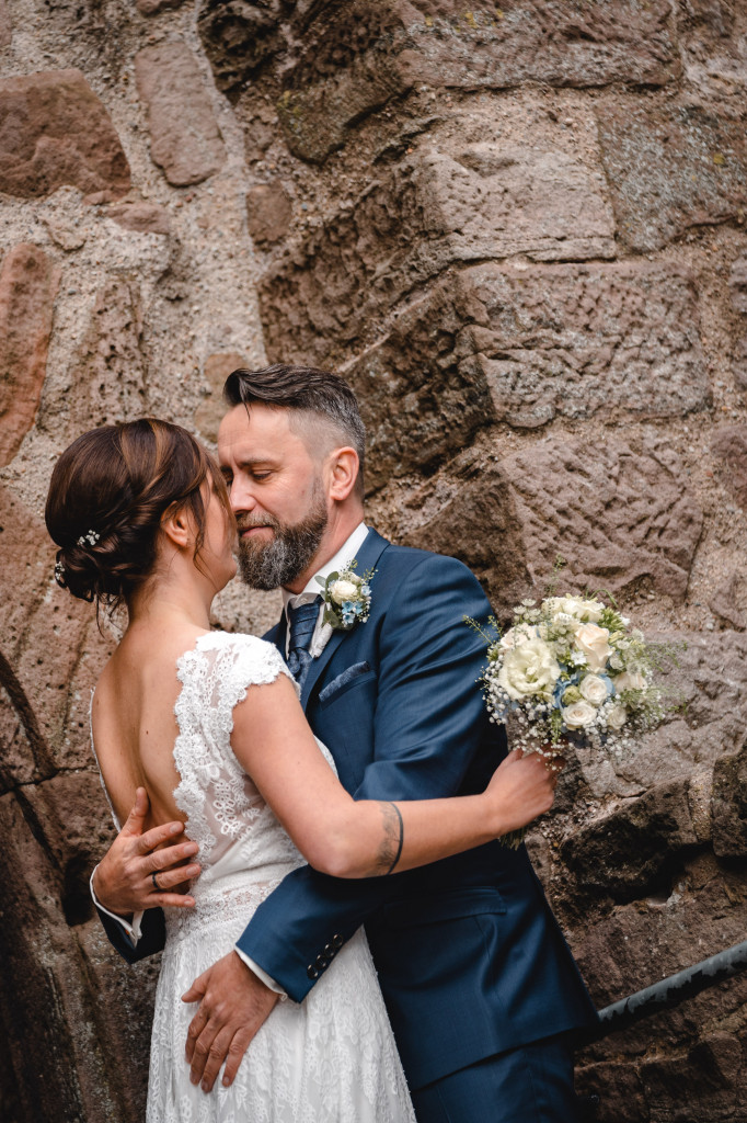 Hochzeit Corinna Patrick Burg Hanstein Eichsfeld Thüringen Hochzeitsfotograf Trauung Fotoshooting Bulli Festival Fotograf