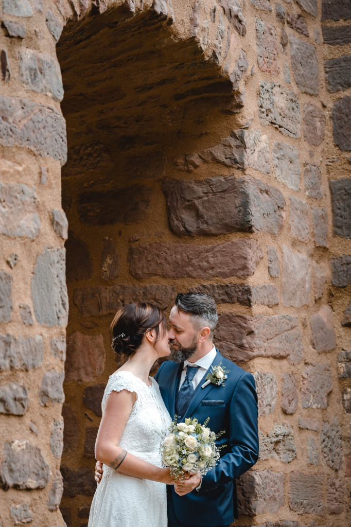 Hochzeit Corinna Patrick Burg Hanstein Eichsfeld Thüringen Hochzeitsfotograf Trauung Fotoshooting Bulli Festival Fotograf