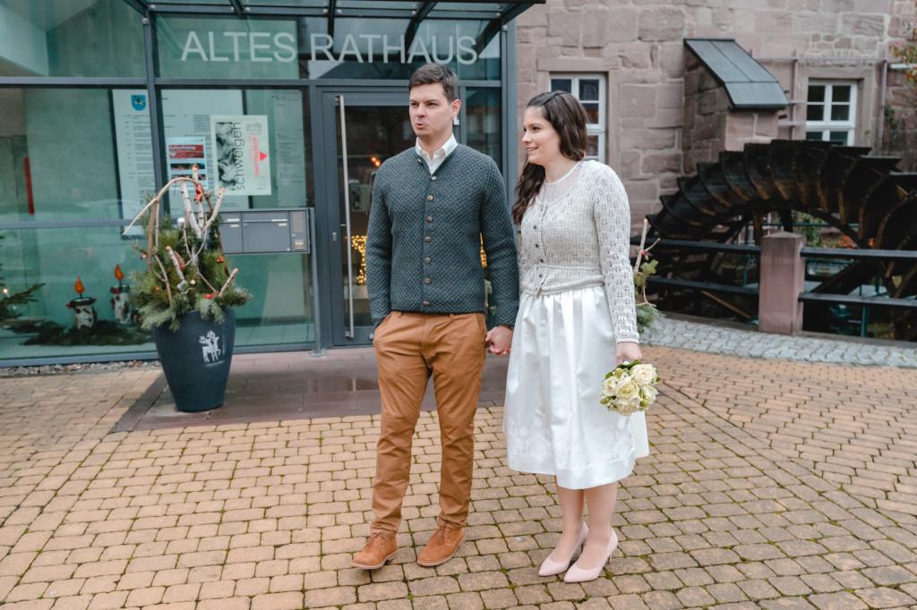 Hochzeit Rebekka Mario Heilbad Heiligenstadt Winter Kerzenschein Barockgarten Weihnachtsmarkt Eichsfeld Fotograf Fotoshooting Trauung