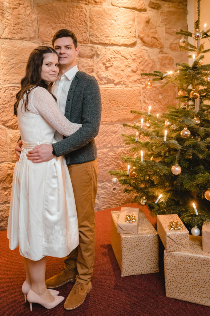 Hochzeit Rebekka Mario Heilbad Heiligenstadt Winter Kerzenschein Barockgarten Weihnachtsmarkt Eichsfeld Fotograf Fotoshooting Trauung