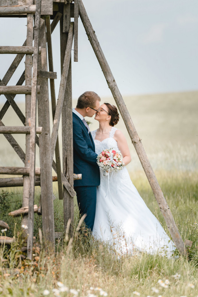 Hochzeit Franzi Tobias Schwobfeld Ershausen Mackenrode Eichsfeld Thüringen Hochzeitsfotograf Trauung Fotoshooting Standesamt Fotograf