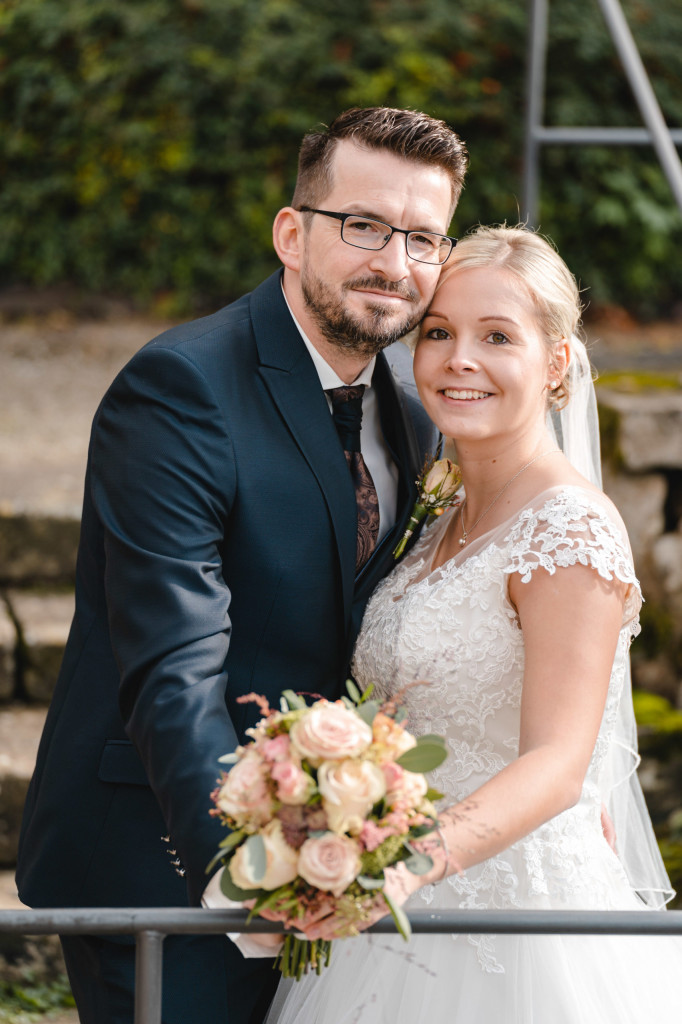 Hochzeit Jenny Christian Bodenrode Burg Bodenstein Neustadt Eichsfeld Fotograf Fotoshooting Trauung Hochzeitsfotograf