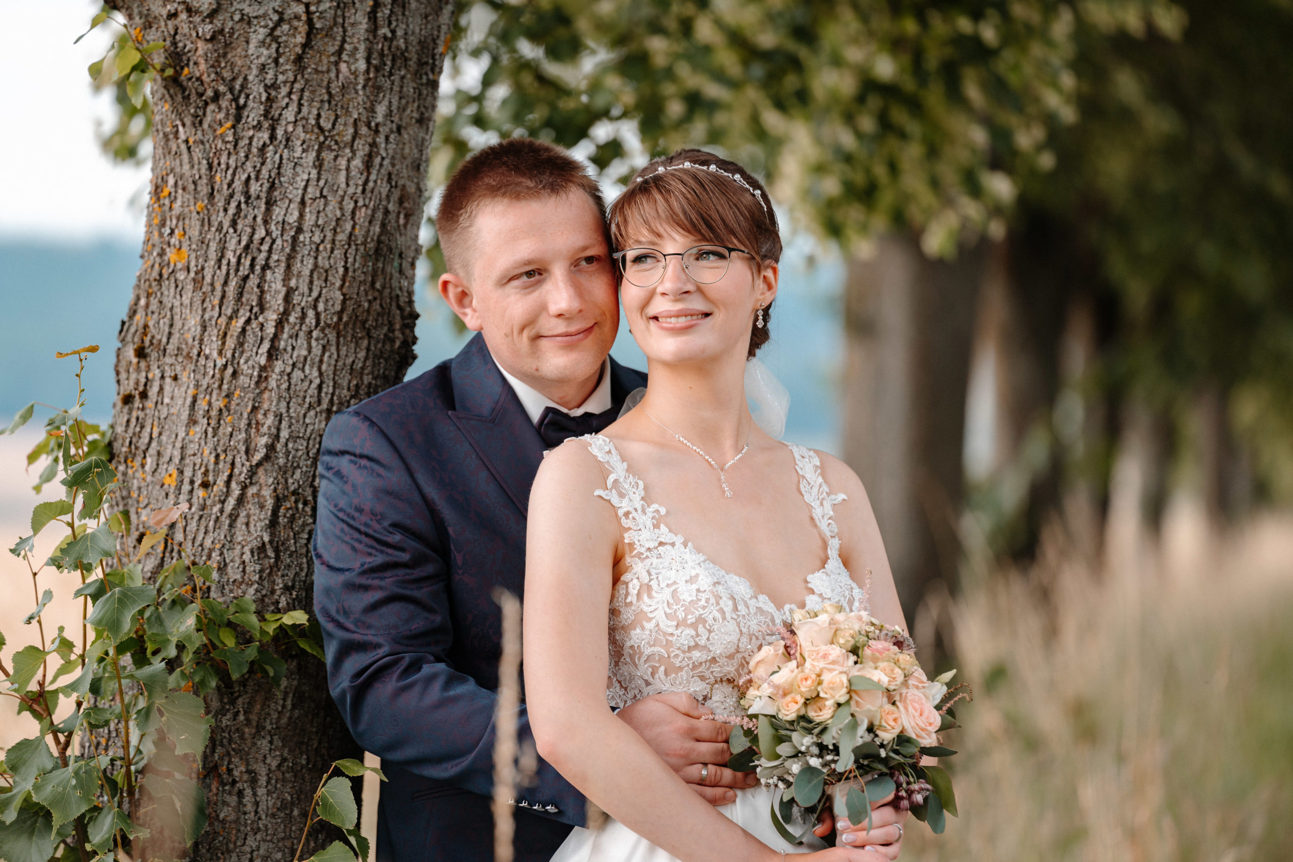 Hochzeit Theresa Kevin Breitenworbis Anrode Heilbad Heiligenstadt Eichsfeld Fotograf Fotoshooting Hochzeitsfotograf Trauung Hotel Restaurant Lengefelder Warte