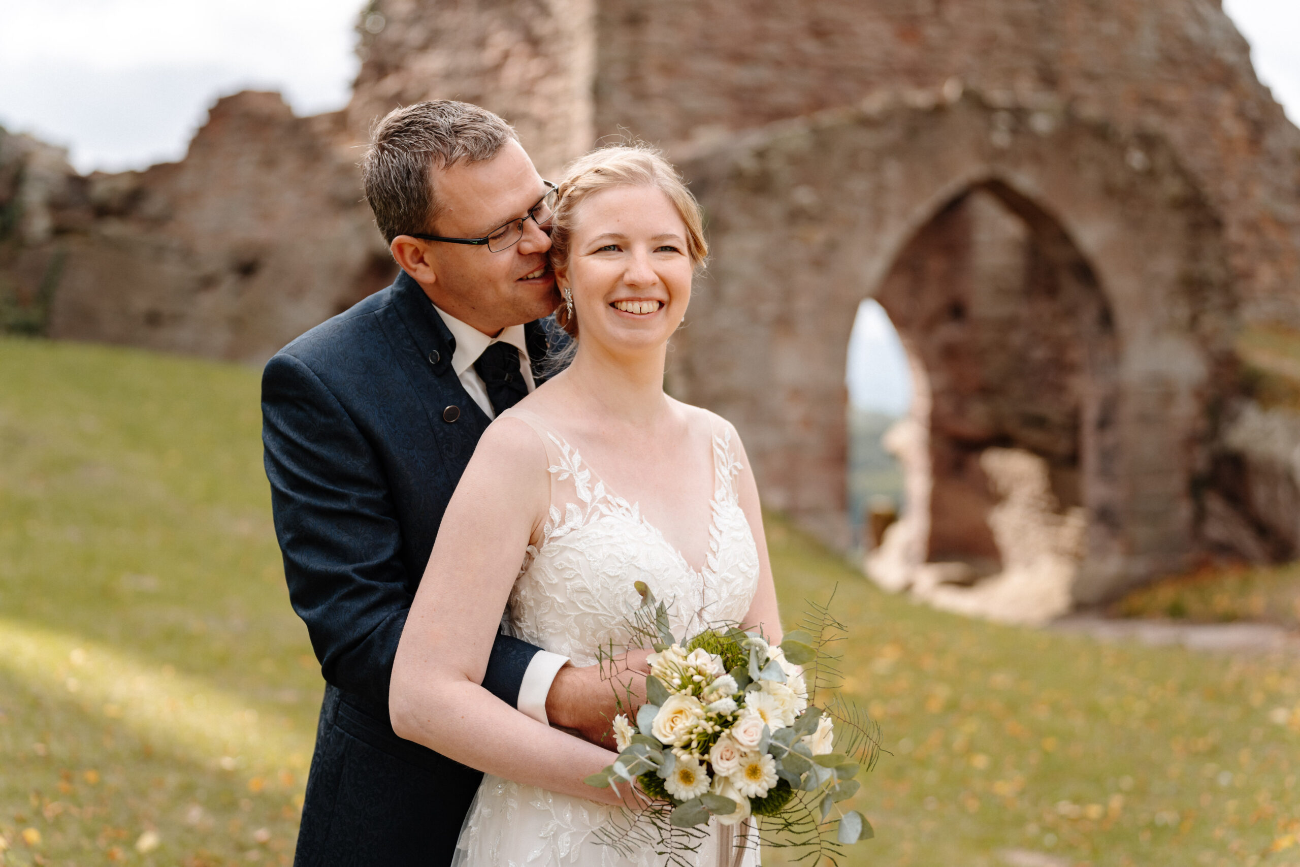 Hochzeit Marie Stefan Burg Hanstein Bornhagen Rustenfelde Heilbad Heiligenstadt Eichsfeld Fotograf Fotoshooting Trauung Hochzeitsfotograf