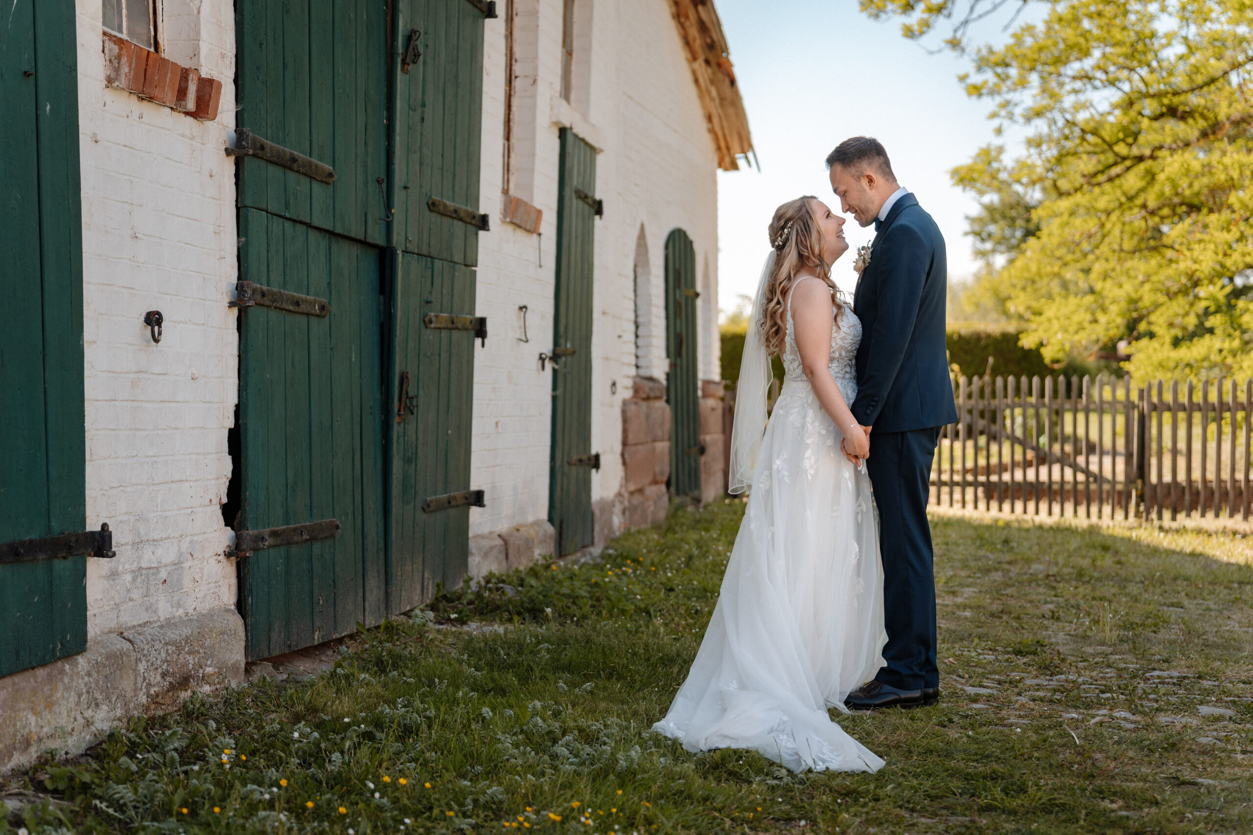 Hochzeit Saskia Patrick Gerbershausen Eichsfeld Rittergut Besenhausen Friedland Göttingen Heilbad Heiligenstadt Fotograf Fotoshooting Trauung Hochzeitsfotograf